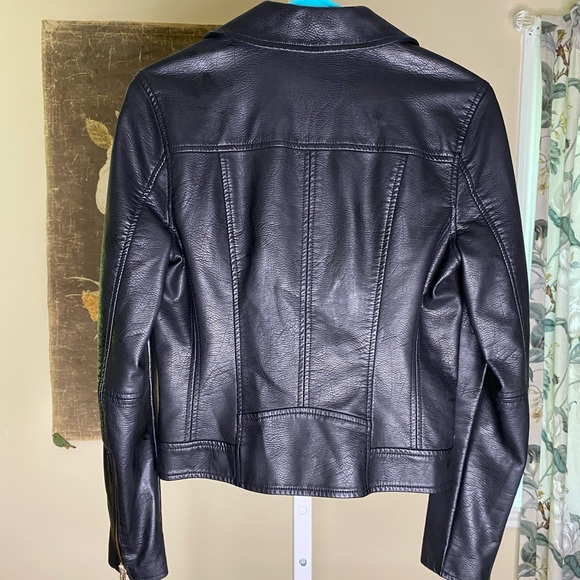 Blank NYC Vegan Moto Jacket Looks New Size XS Gold Tone Hardware Retail $125 - Picture 3 of 14